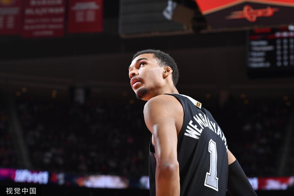 它激励更多 它激励更多