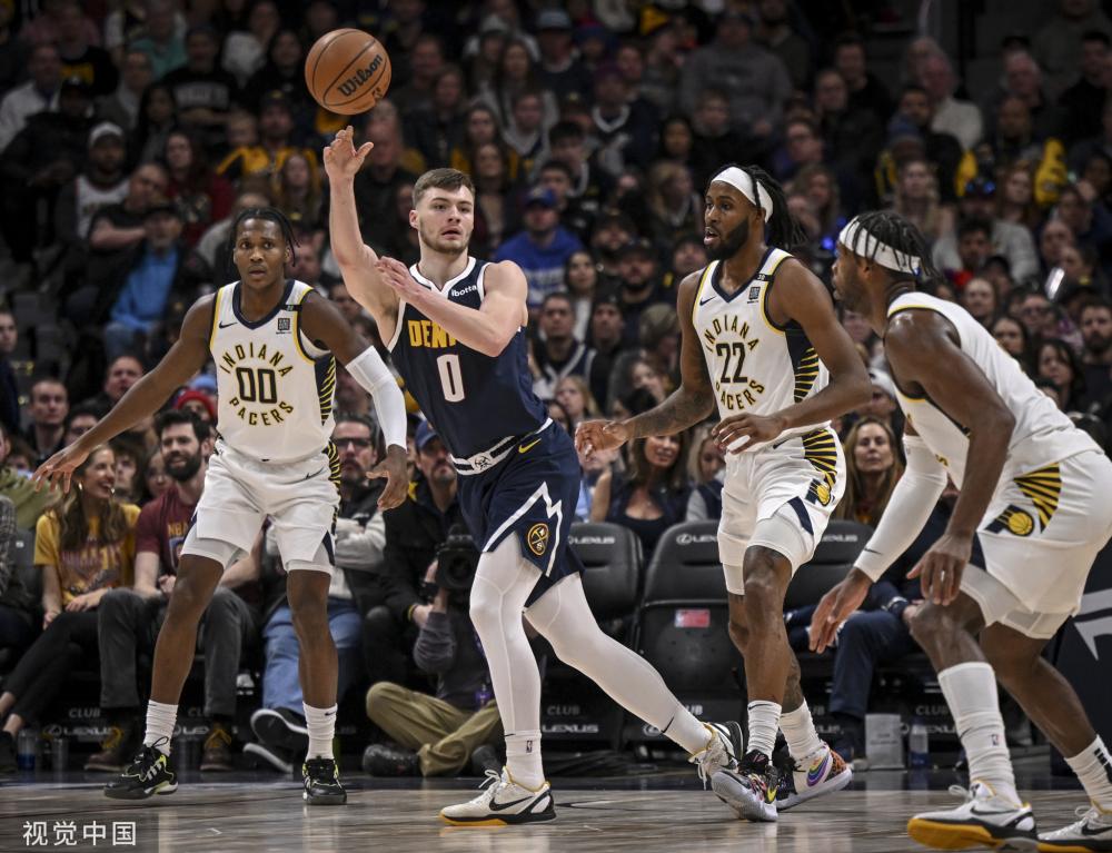 洛里斯和瓦 洛里斯和瓦